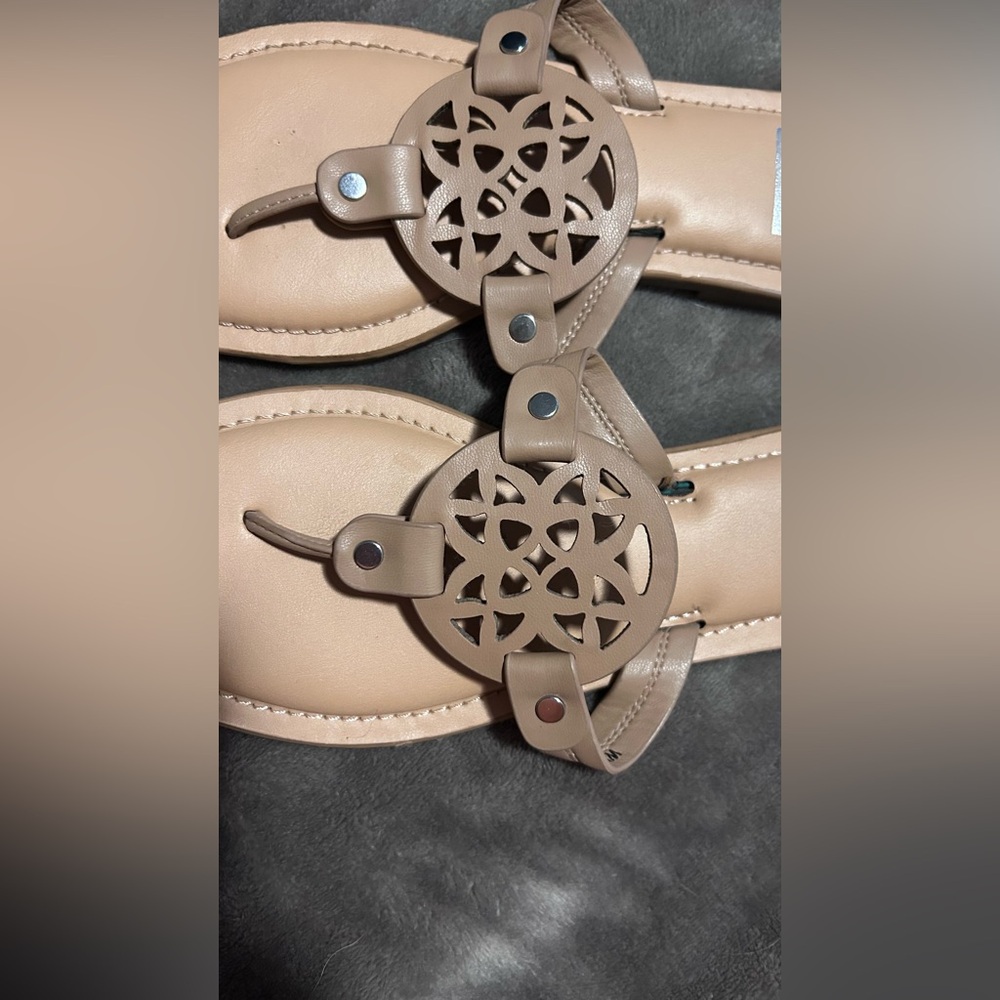 Dolce Vita Gotie Sandals - Picture 4 of 6
